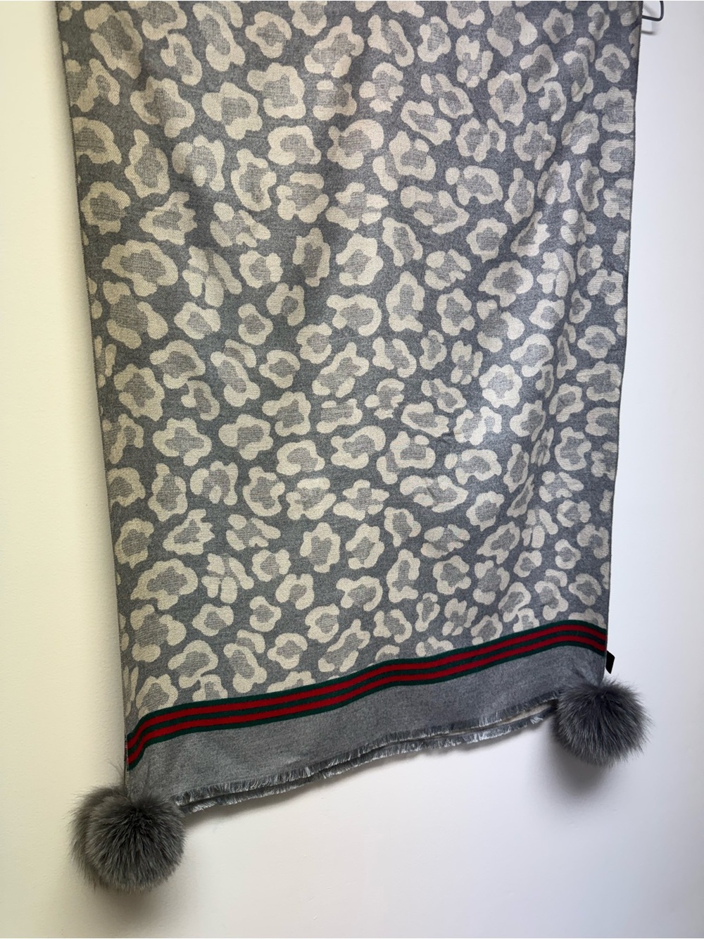 Gucci Gray & Cream Leopard Print Shawl with Red-Green Stripe and Gray Pom Poms - Picture 5 of 5